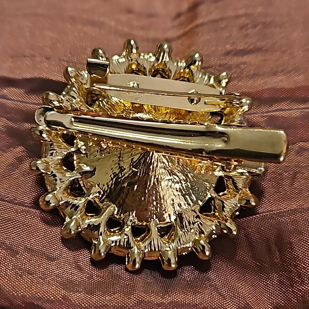 Stunning Crystal Floral Chunky Brooch Pin